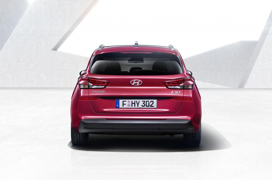  Hyundai i30 Wagon (PD) 2017 года  (WW) (фото 3 из 45)